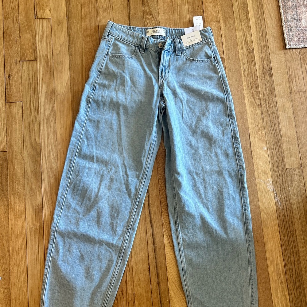 Men's Light Blue Jeans